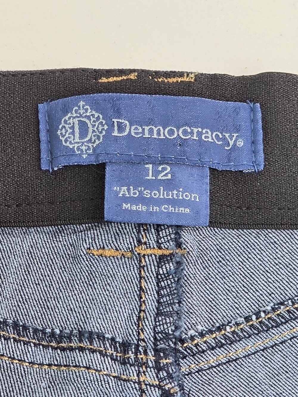 Democracy Absolution Itty Bitty Bootcut Jeans B1221BBEA Indigo Stretch Size 12 - Picture 11 of 13